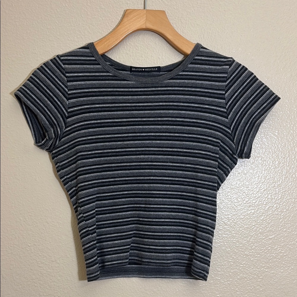 Brandy Melville Baby Tee